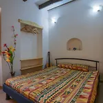 El Dorado Apartment